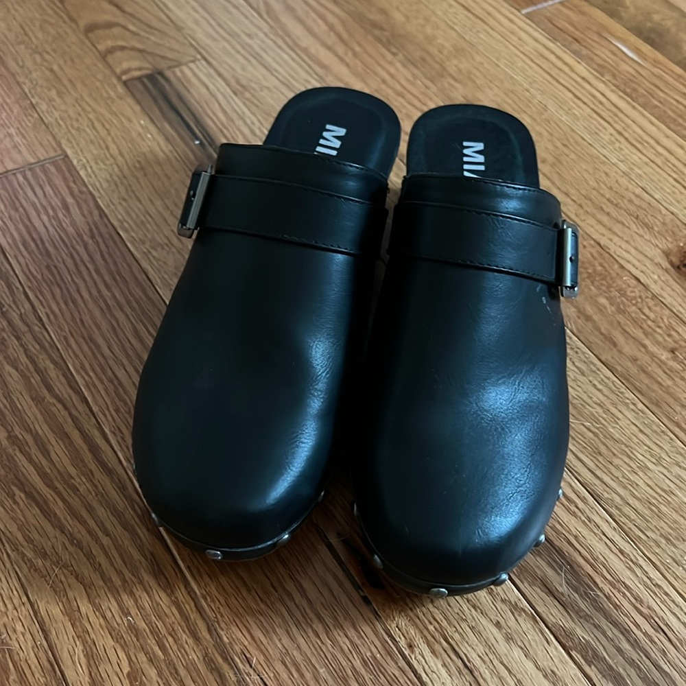 Black clogs